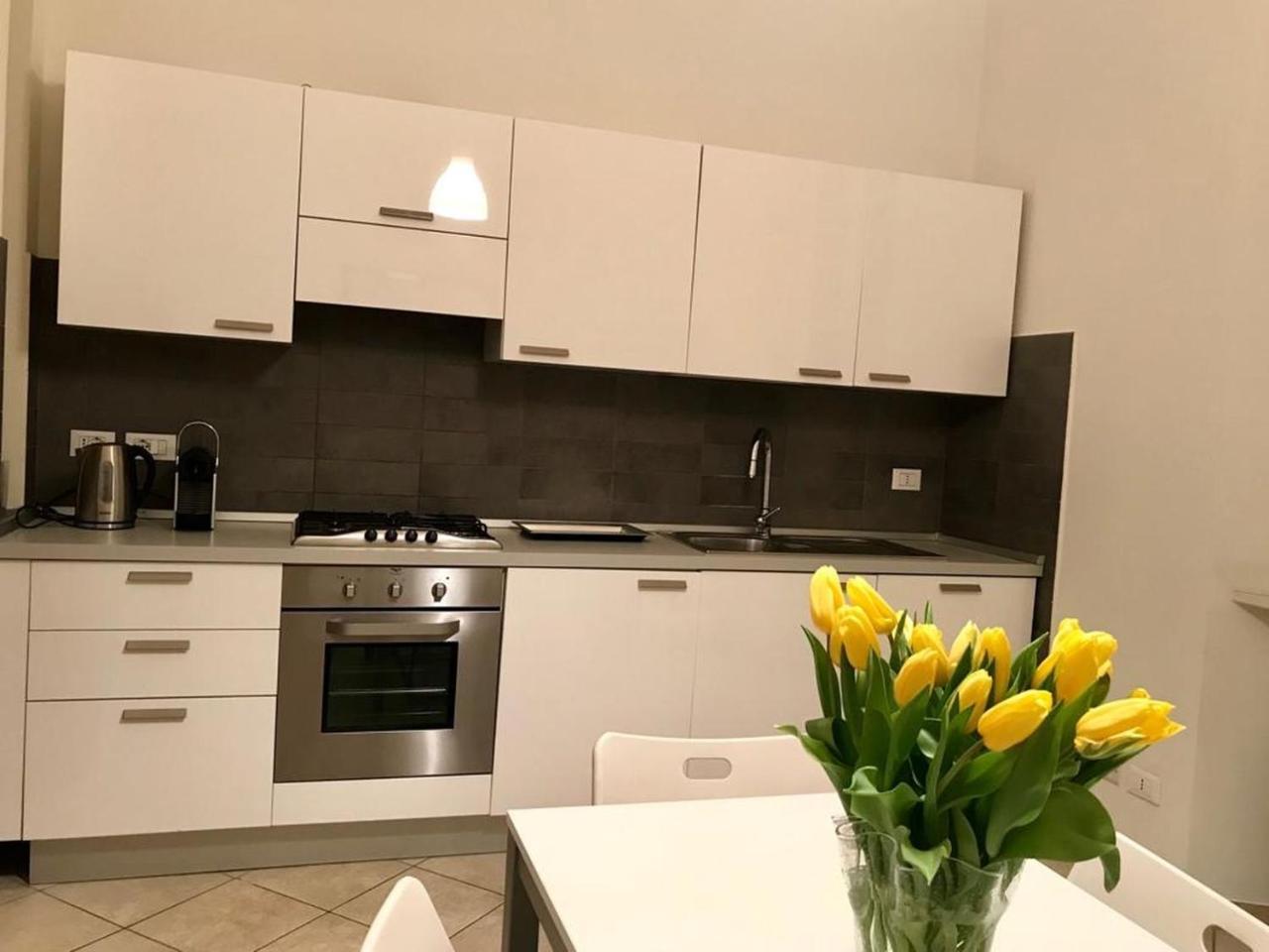 B&B La Casa Di Lara ミラノ エクステリア 写真